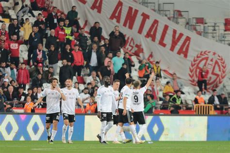 Beşiktaş'ın Avrupa Hedefleri: Siyah Beyazlıların Yükselen Formu ve Transfer Hamleleri